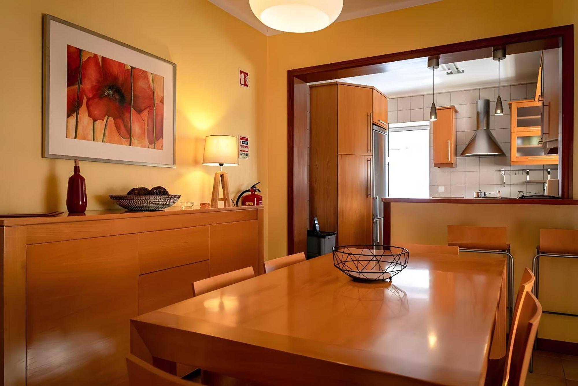 Апартаменти Casa Silveira Mar - Angra Ангра-ду-Ероїшму Екстер'єр фото
